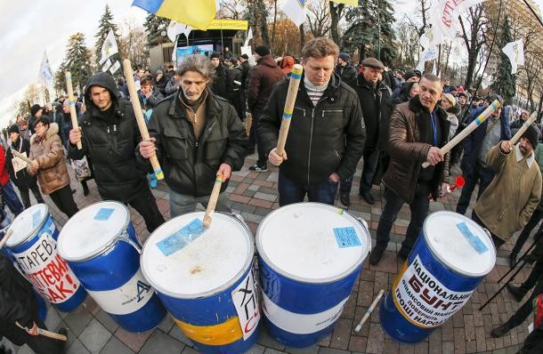 Украину ждут марши пустых кастрюль