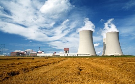 На грани краха: энергосистема Украины работает без пяти атомных блоков